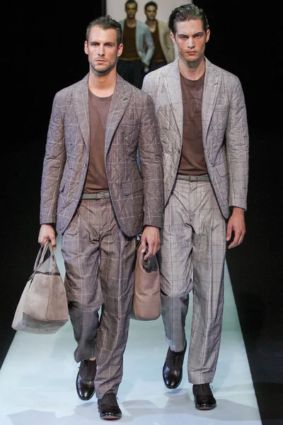Look 22